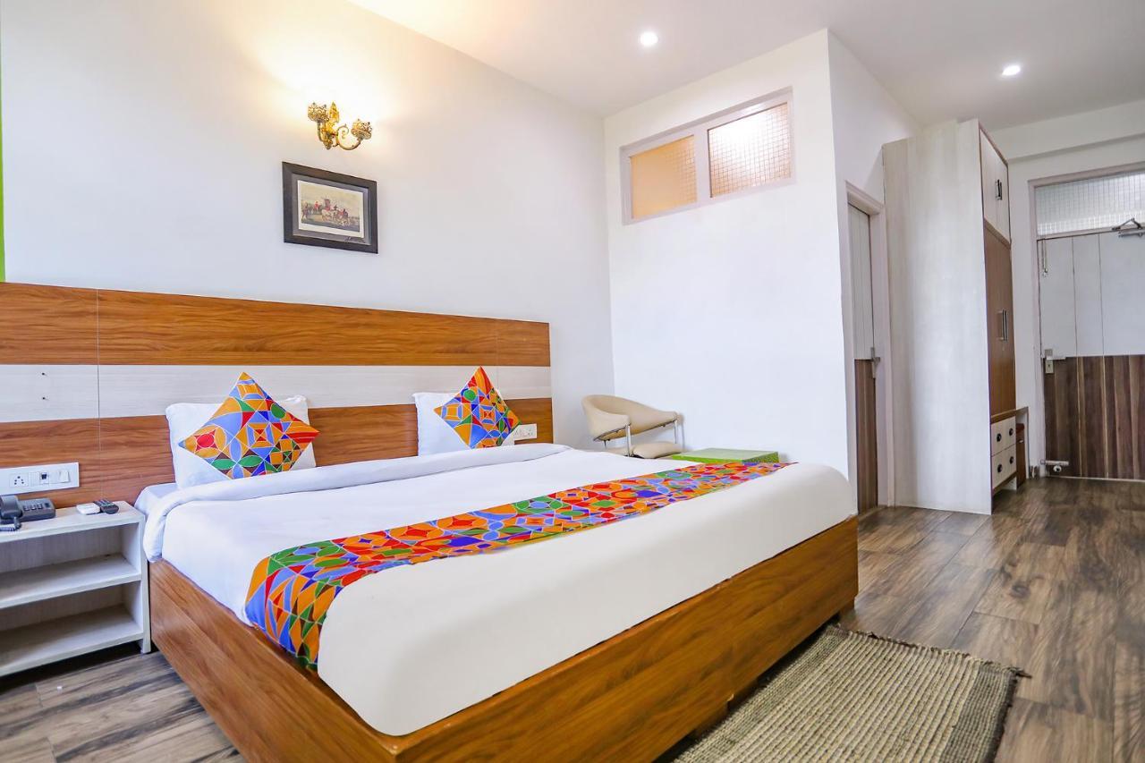 Fabhotel Aravali Suites Gurgaon Exterior photo