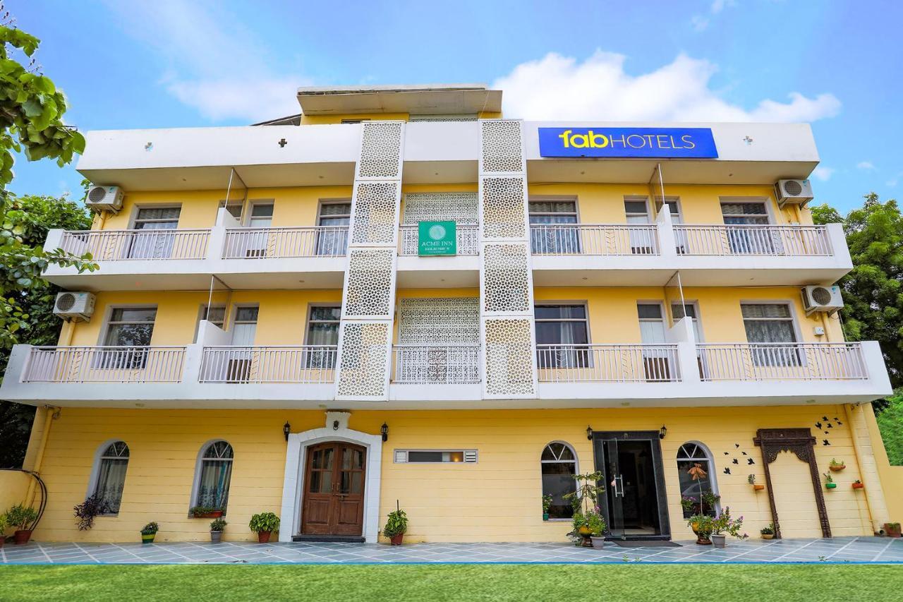 Fabhotel Aravali Suites Gurgaon Exterior photo
