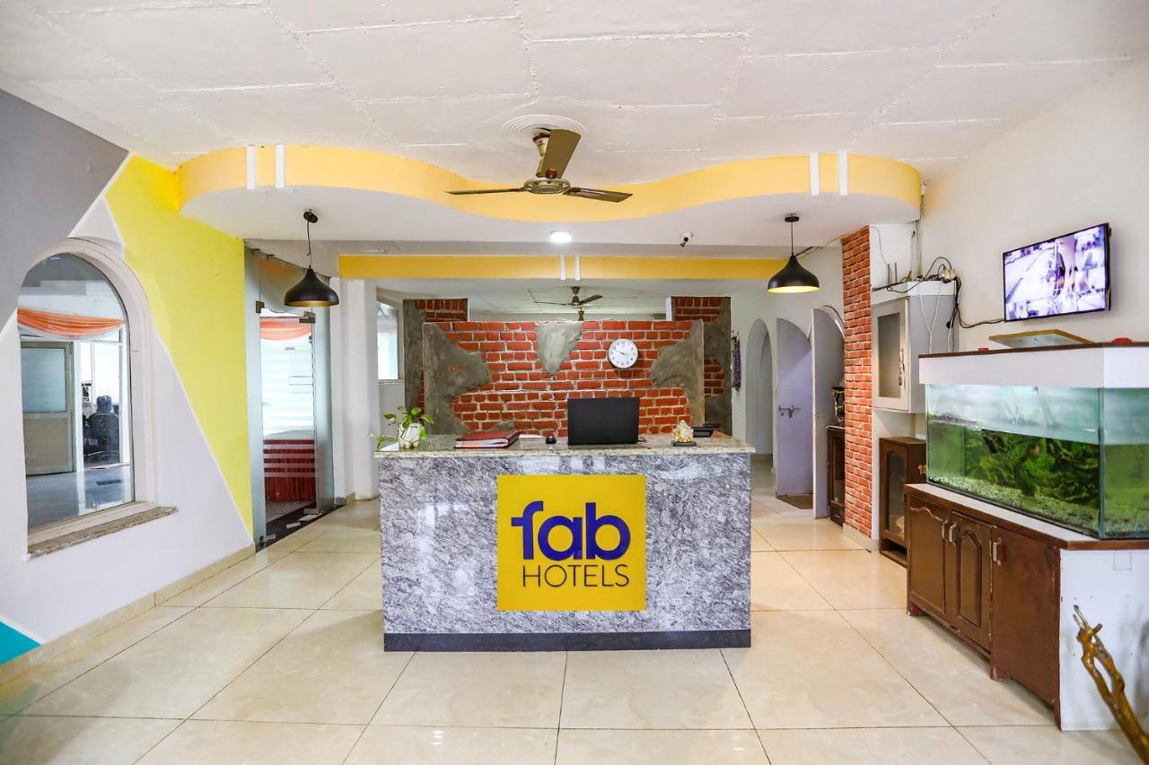 Fabhotel Aravali Suites Gurgaon Exterior photo