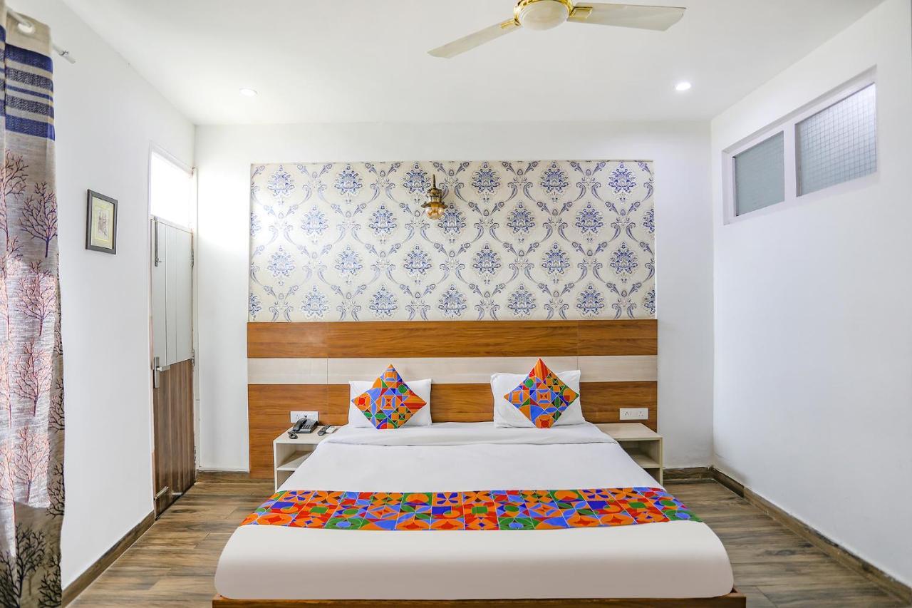 Fabhotel Aravali Suites Gurgaon Exterior photo