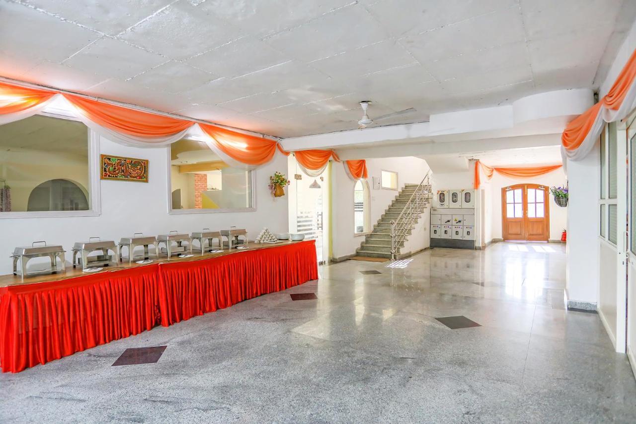 Fabhotel Aravali Suites Gurgaon Exterior photo
